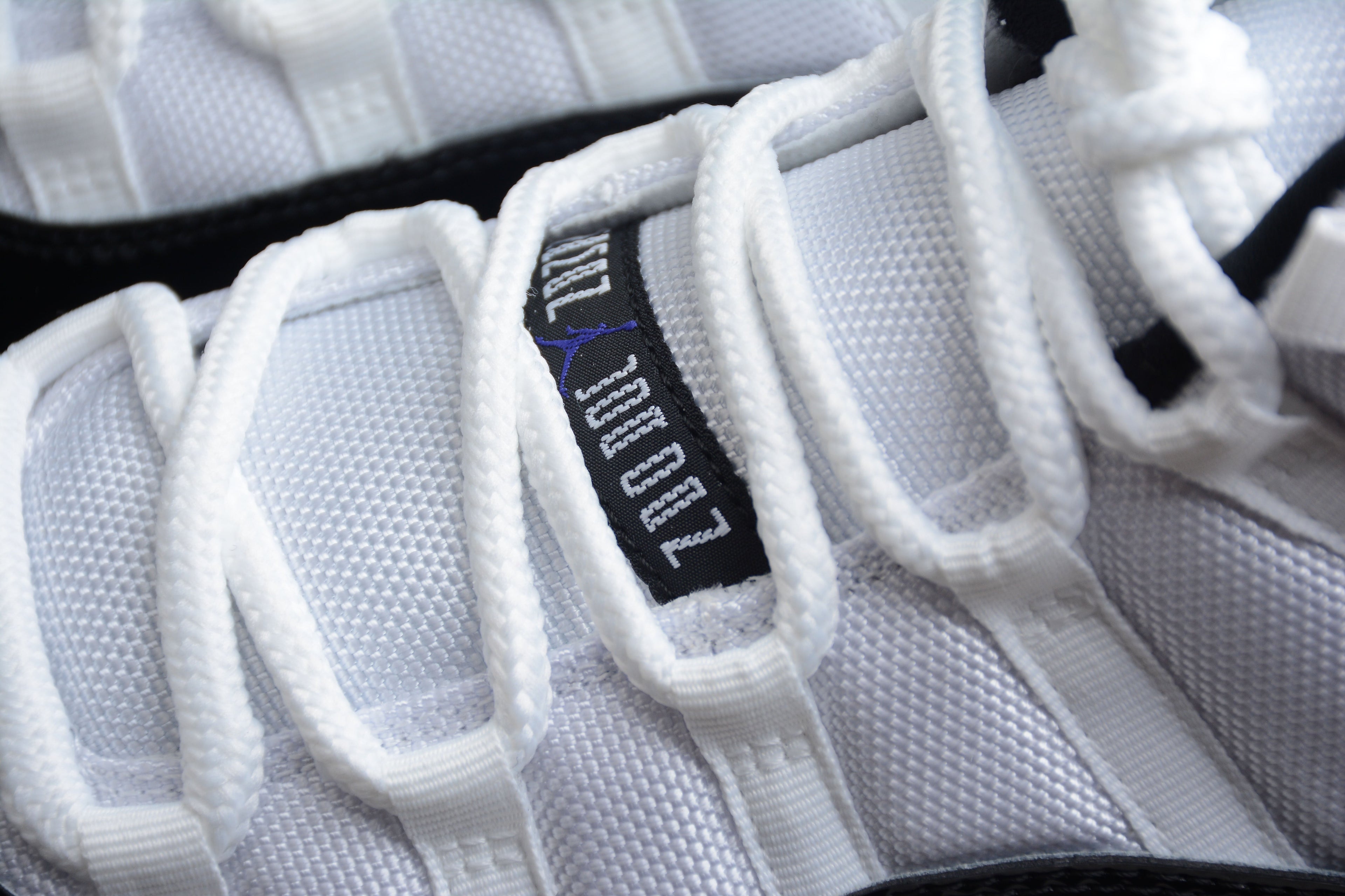 AJ 11 "Concord"