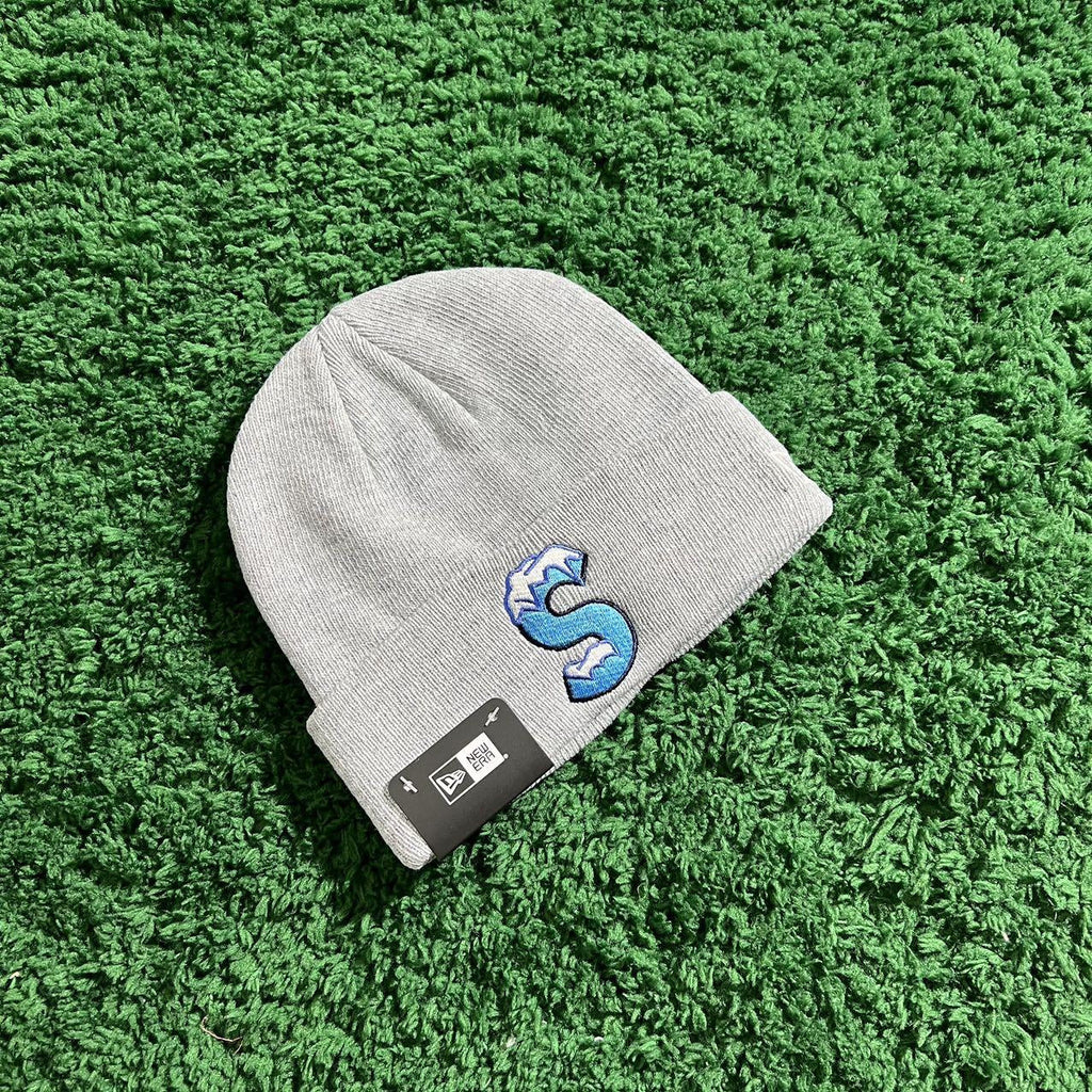 SUP X NEW ERA BEANIE