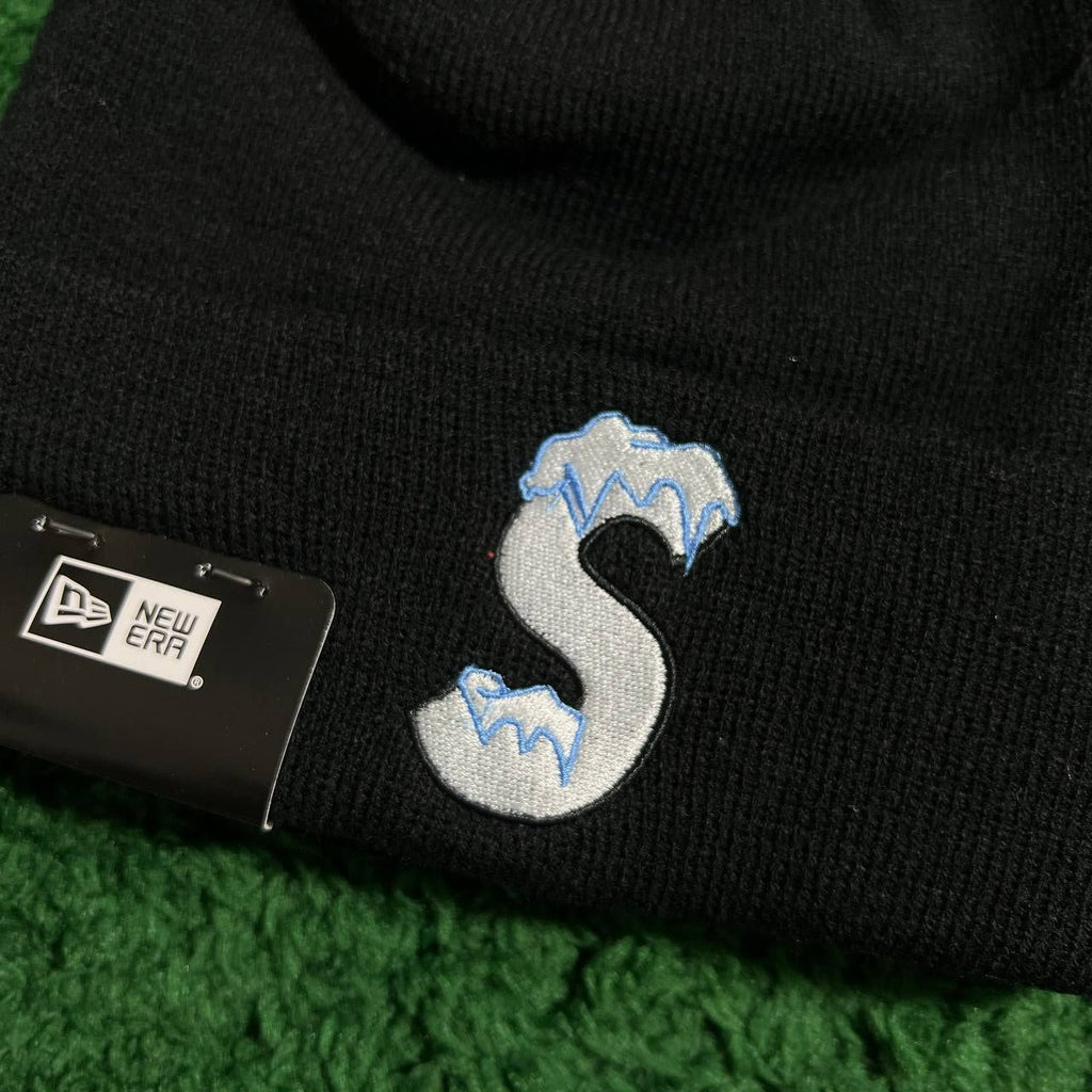 SUP X NEW ERA BEANIE