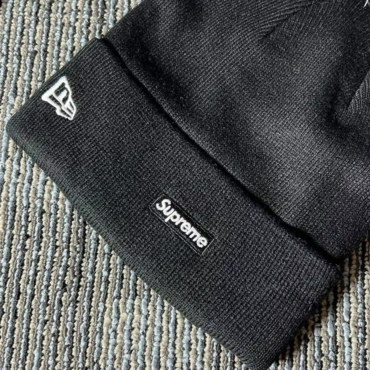 SUP X NEW ERA BEANIE