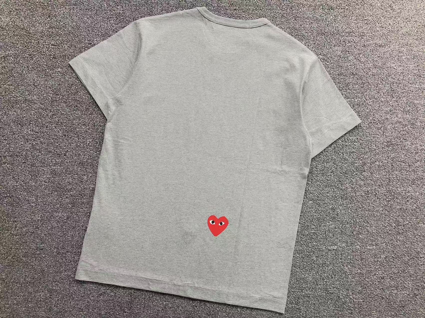 Comme des Garçons Tshirt