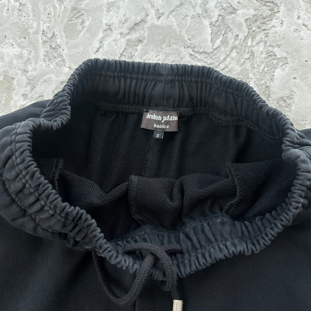 Broken P Cotton Short In Midnight