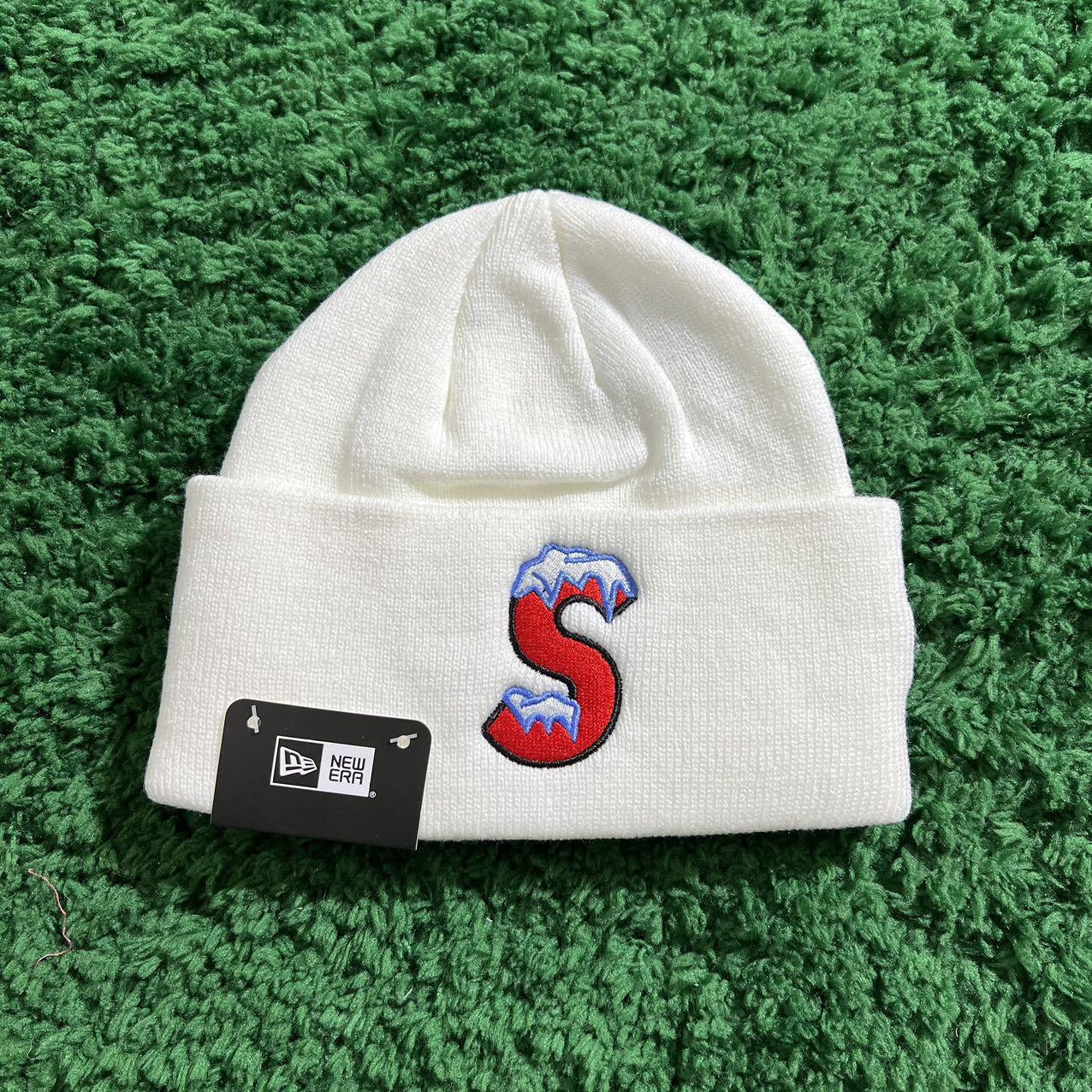 SUP X NEW ERA BEANIE