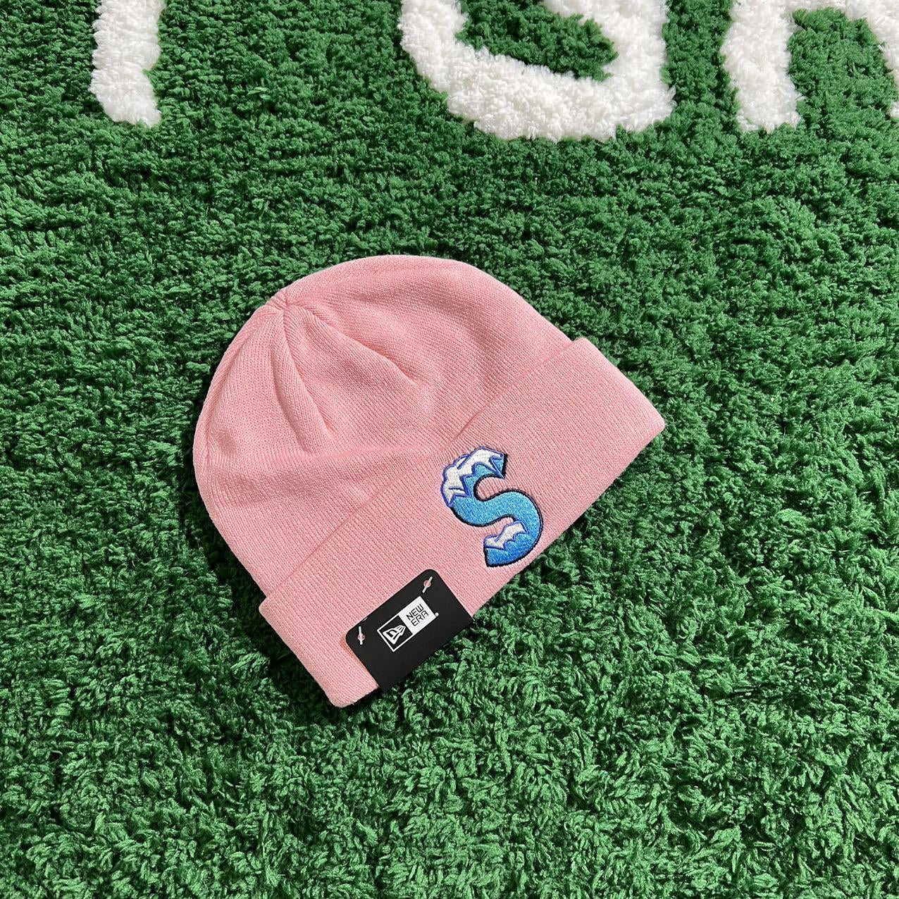 SUP X NEW ERA BEANIE