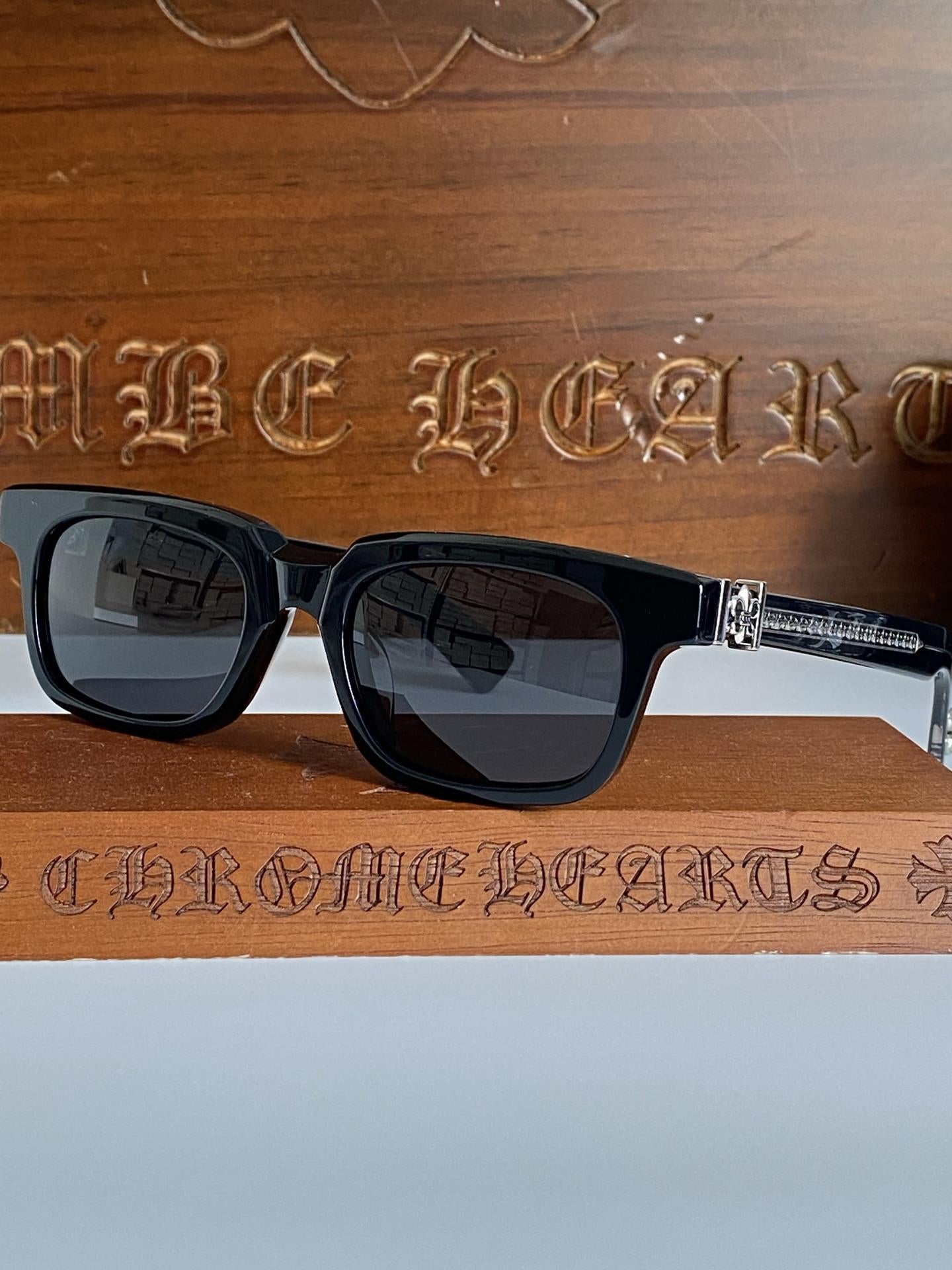Crome Hearts Glasses