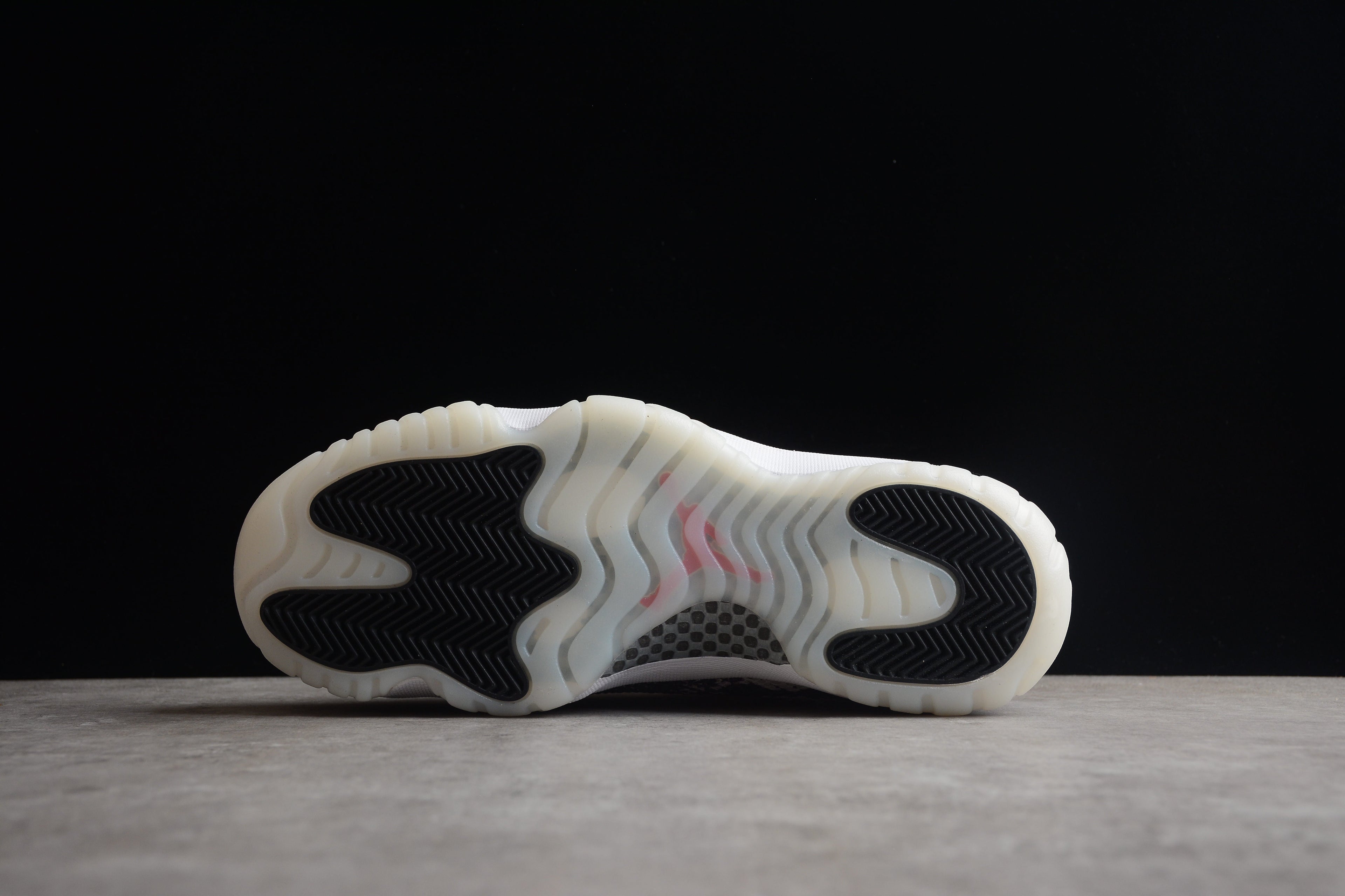AJ 11 Low "Snake"