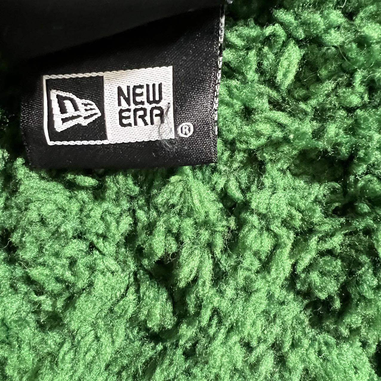 SUP X NEW ERA BEANIE