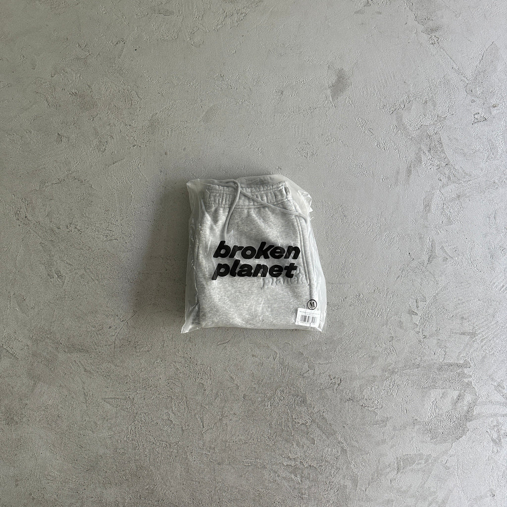 Broken P Cotton Short