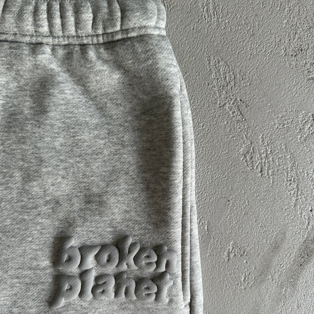 Broken P Cotton Short