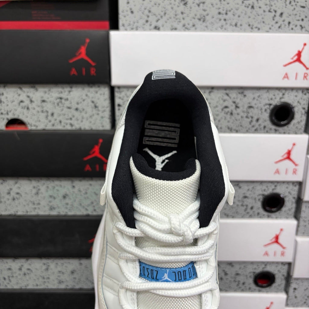 AJ 11 Low "Legend Blue"