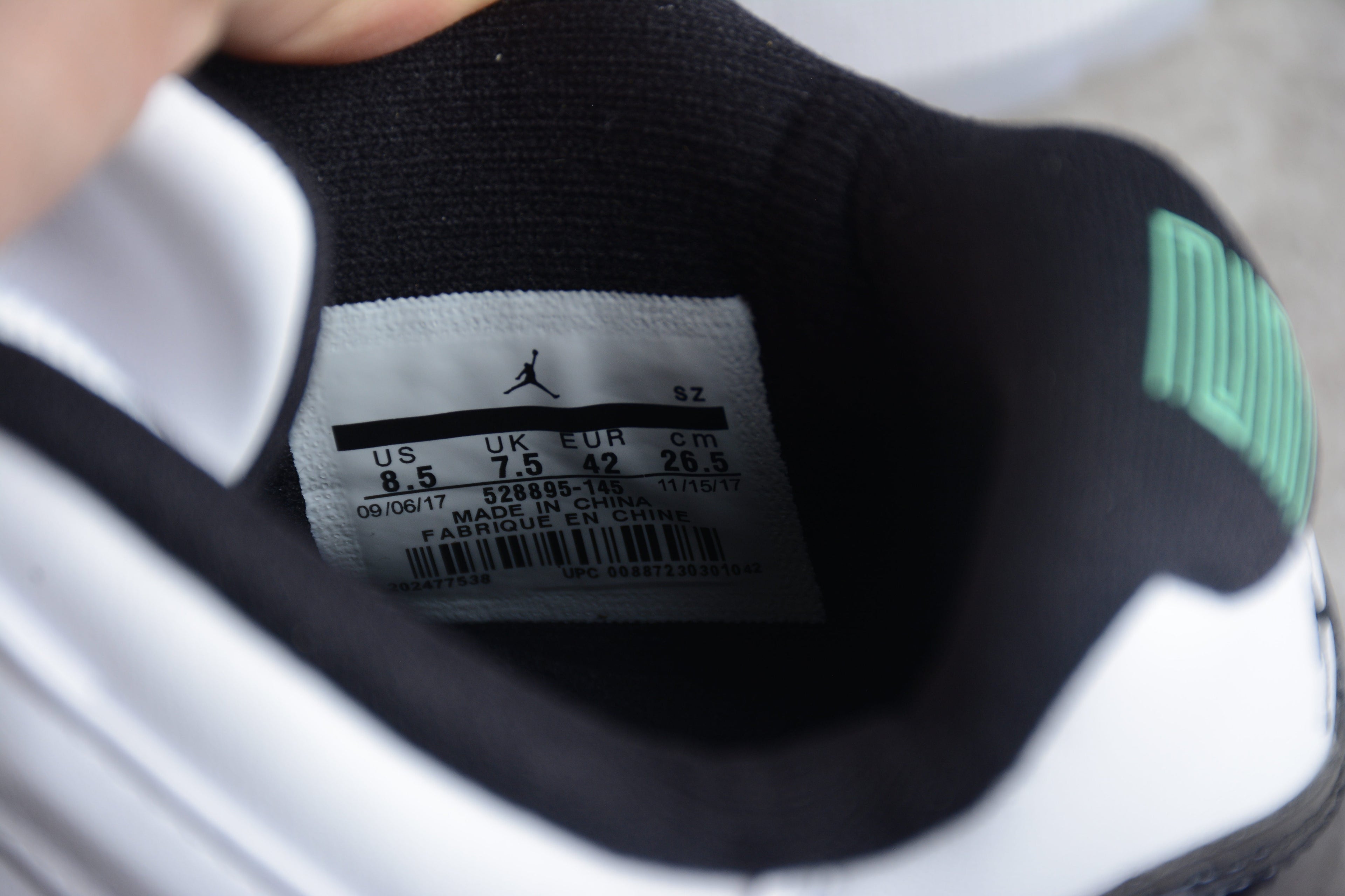 AJ 11 Low "Easter"