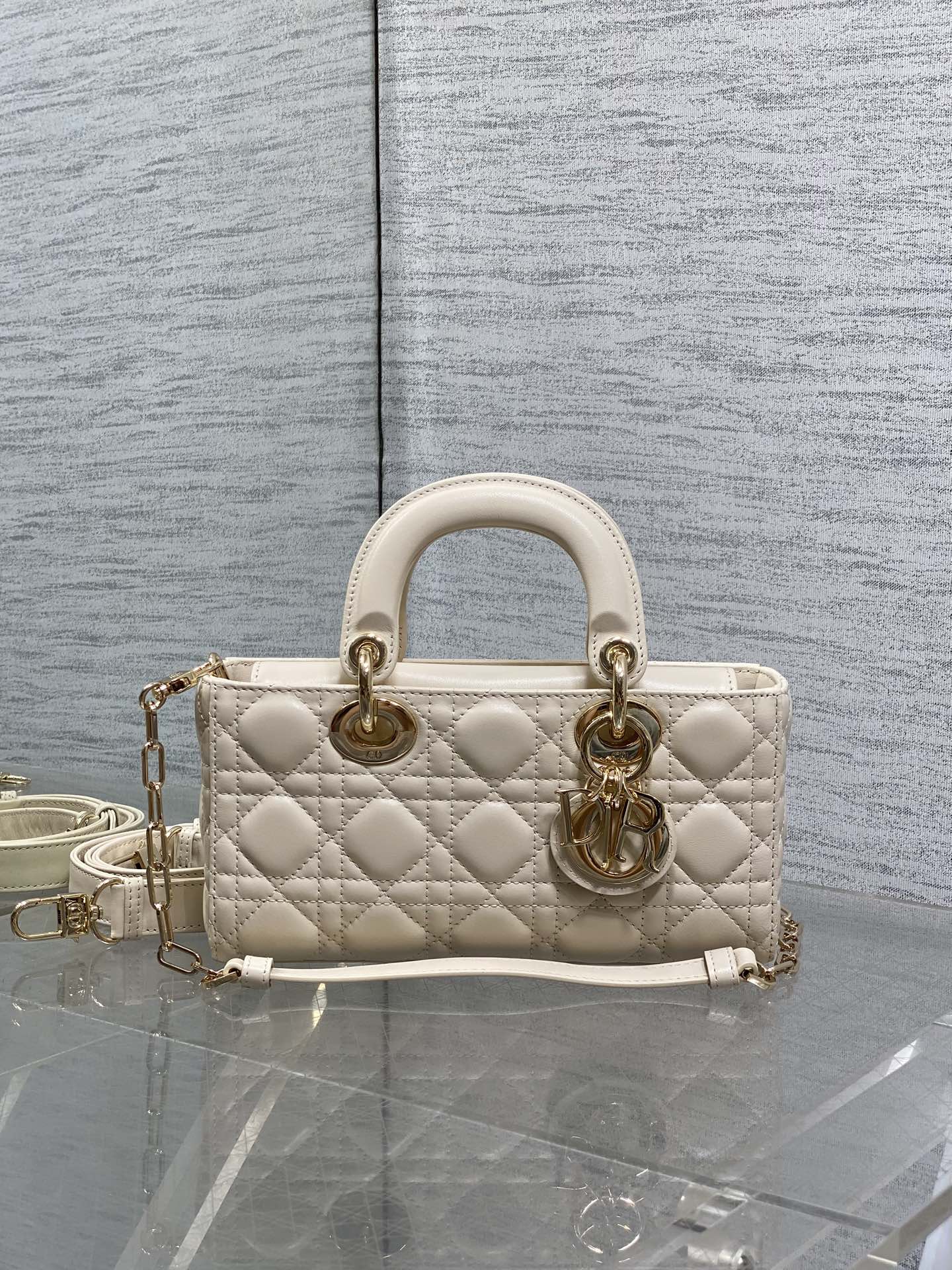 DIOR 25S SMALL LADY D-JOY 22 IN BEIGE LAMBSKIN GOLD HARDWRE