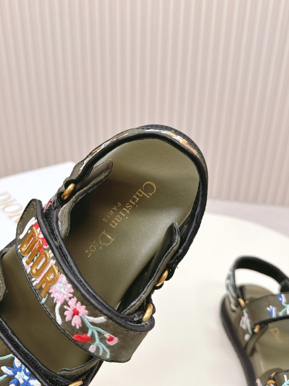 DIOR BACK-STRAP SANDALS 25S IN MOSS GREEN CALFSKIN EMBROIDERED WITH PETITES FLEURS
