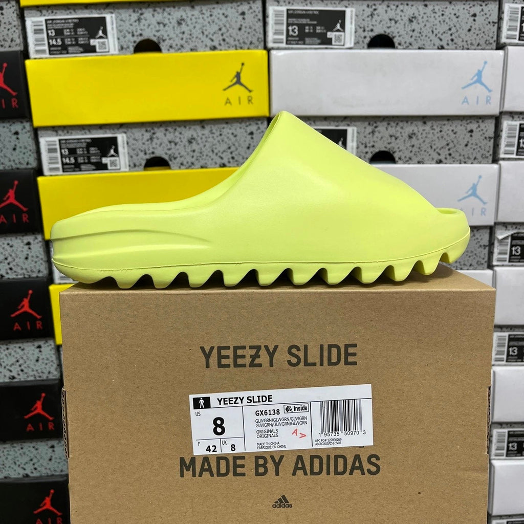 Yeezy Slide +10