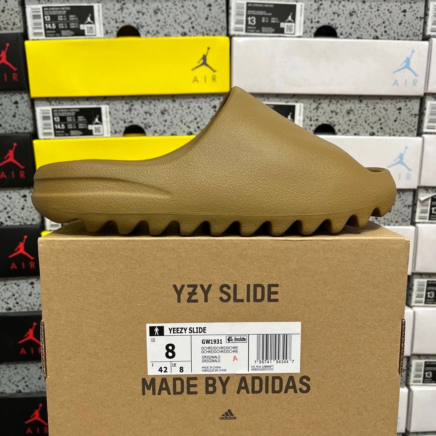 Yeezy Slide +10