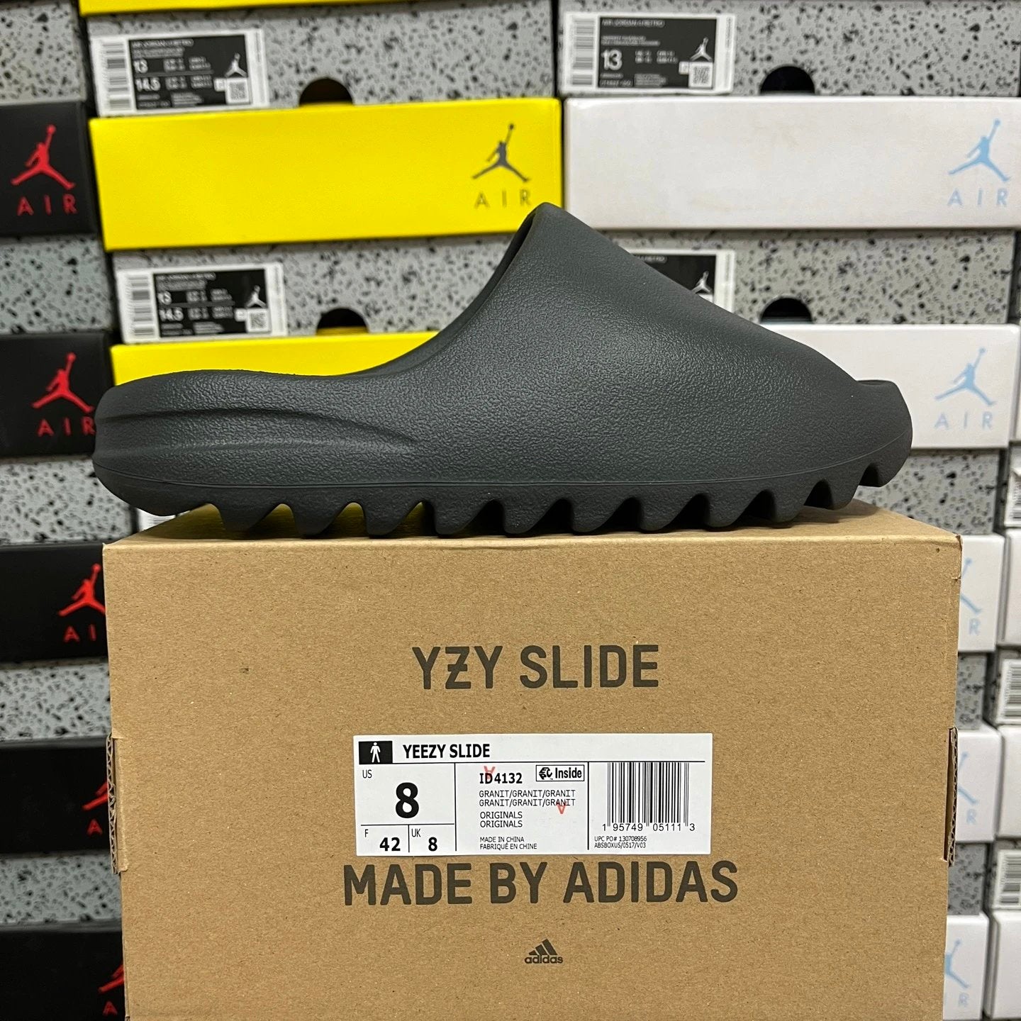 Yeezy Slide +10