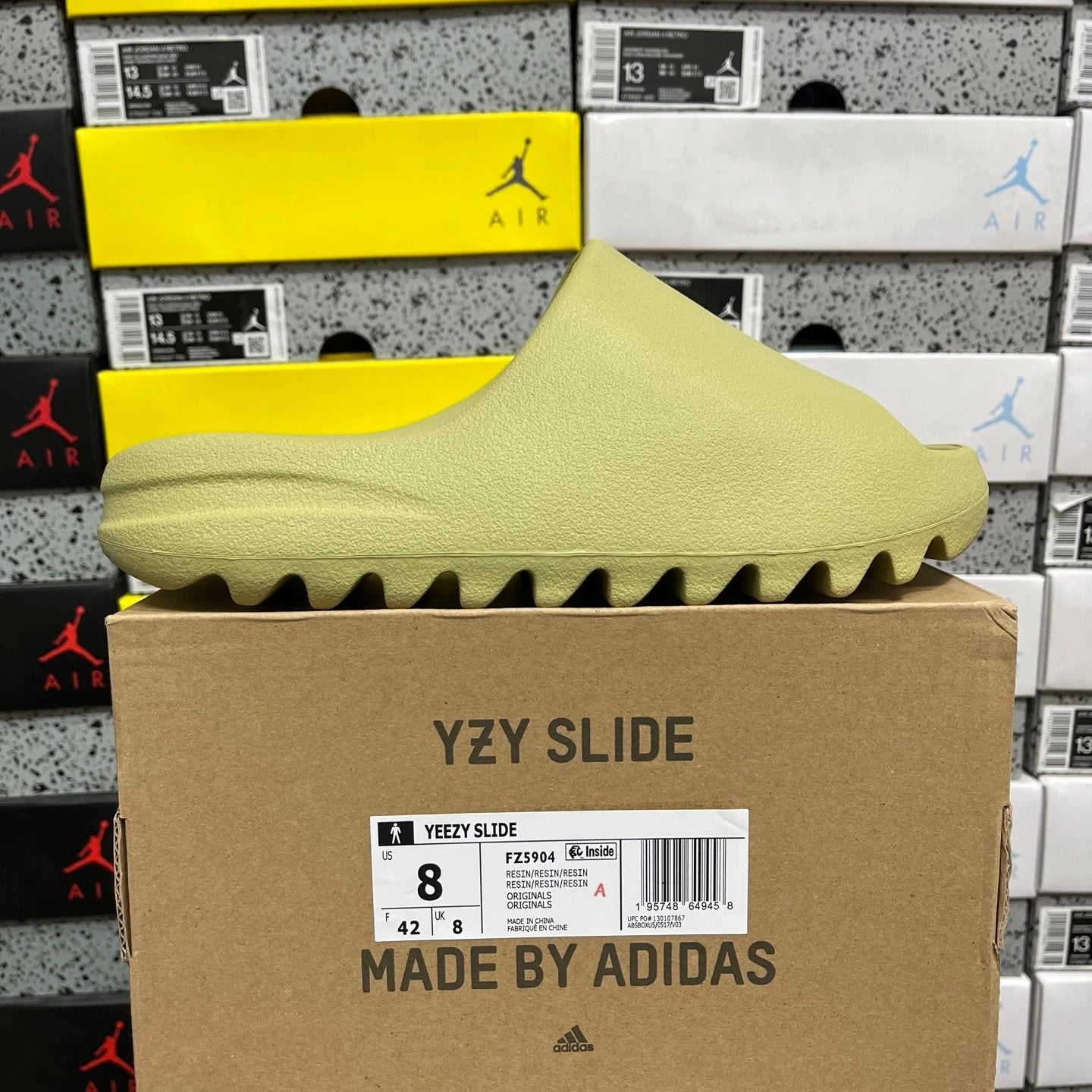 Yeezy Slide +10