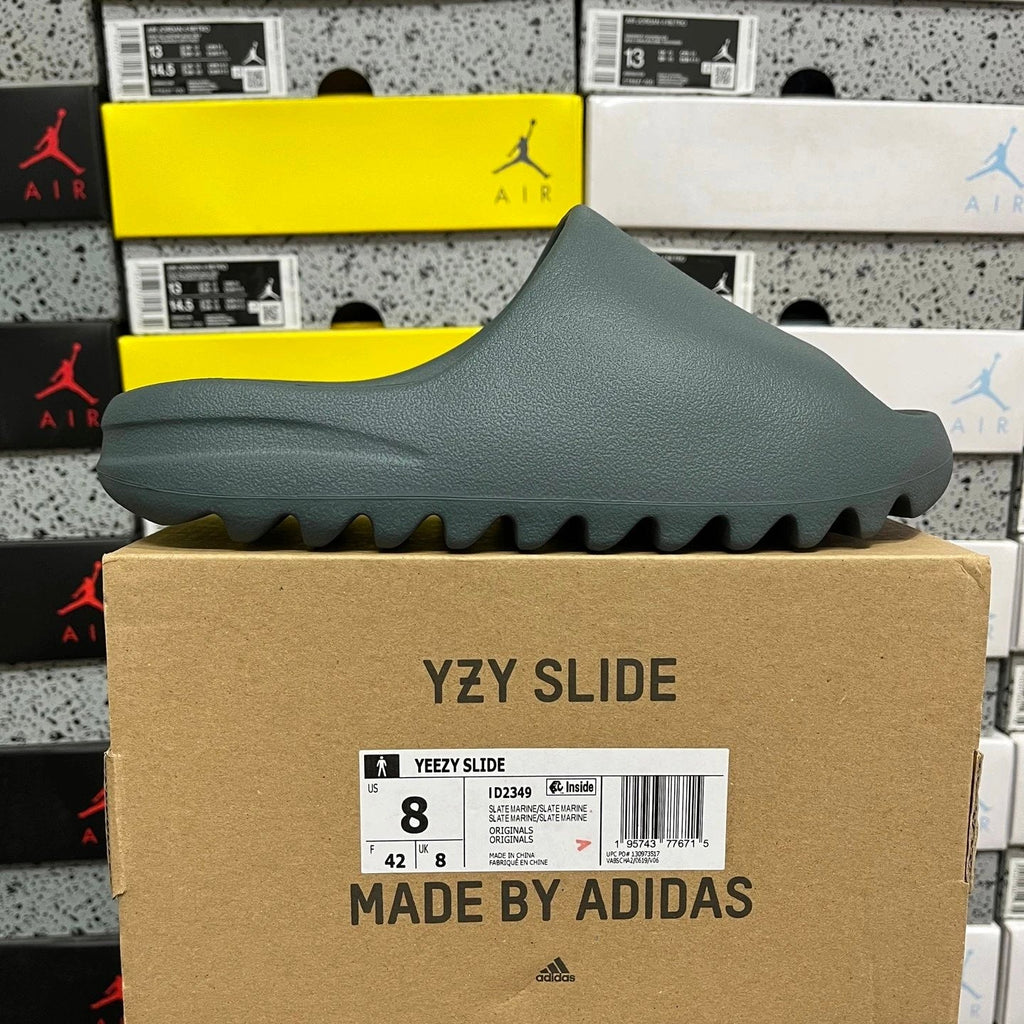 Yeezy Slide +10