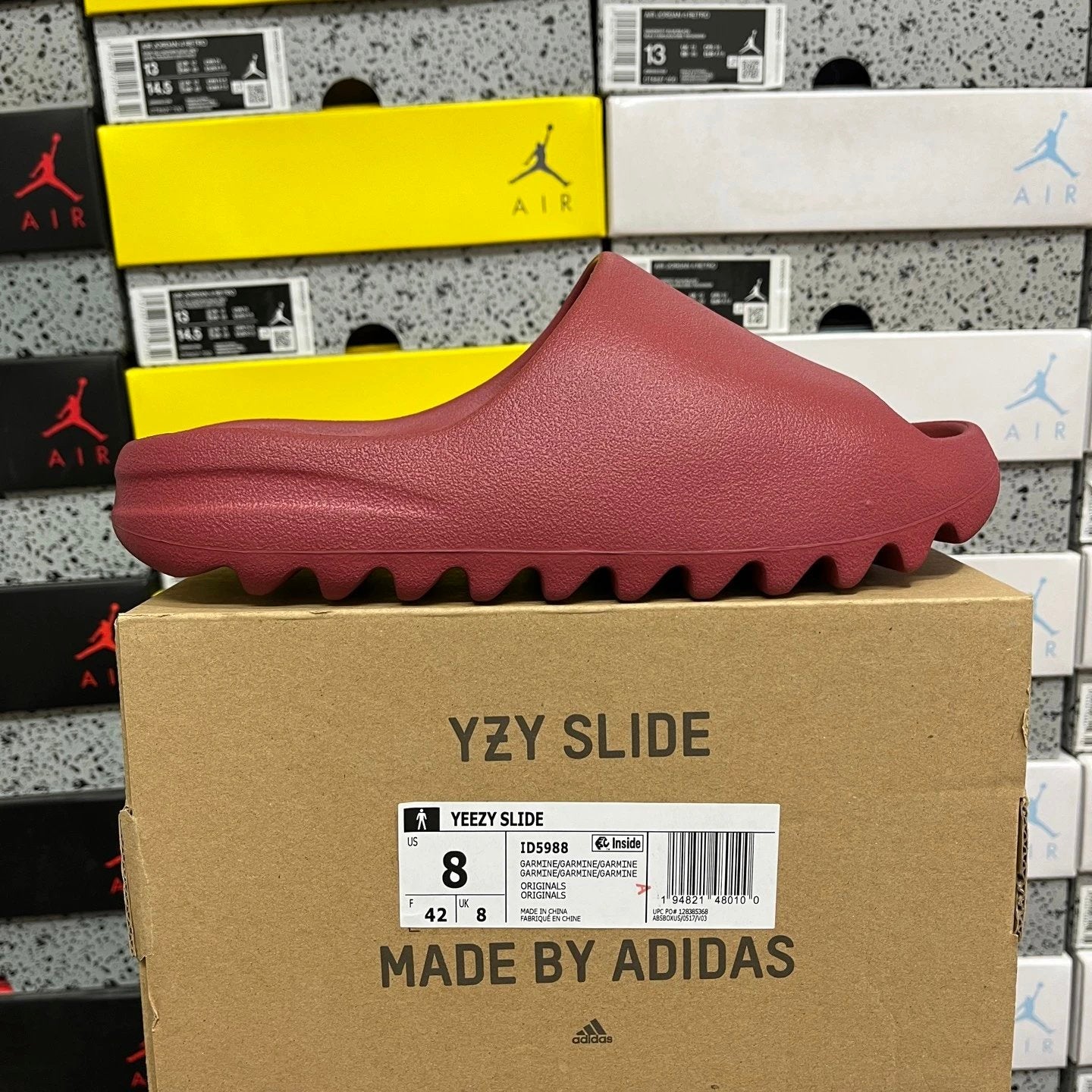 Yeezy Slide +10