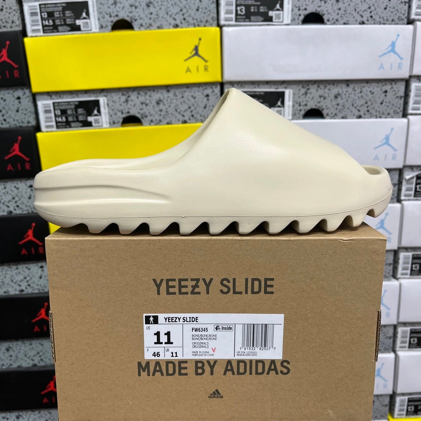 Yeezy Slide +10